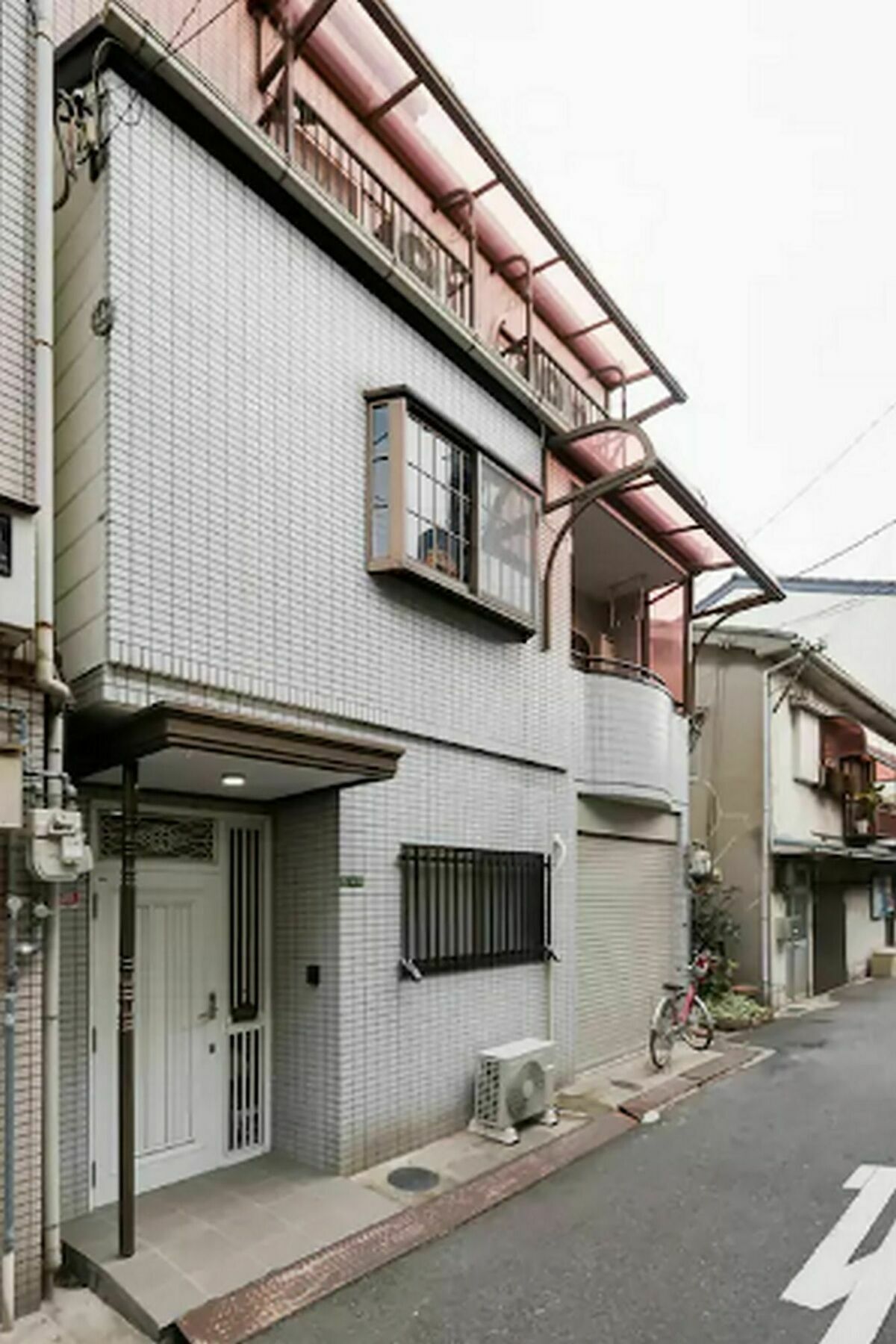 Villa Shirakabanoyado-Taisho Ōsaka Exterior foto